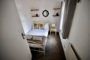 Photo 17- click for photo gallery